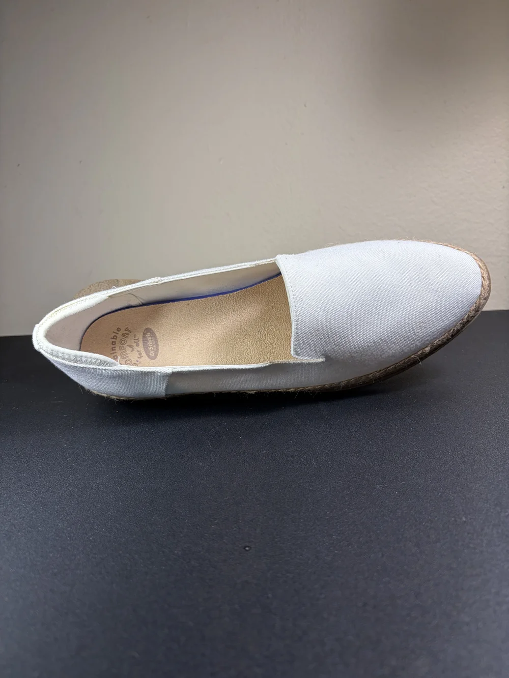 Dr. Scholls lightweight white